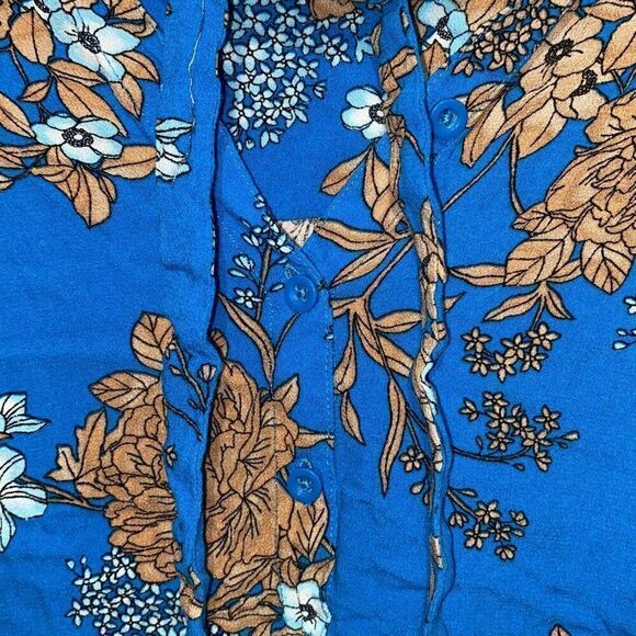 Torrid Women's Blue Rayon Floral Tie Neck Sleeveless Blouse Size 2 - Picture 5 of 10